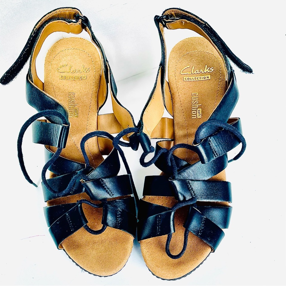 Clarks WIDE 6.5 Lace Up Cork Wedge Black Heel Sandal Open Toe Great Condition! - Picture 7 of 11